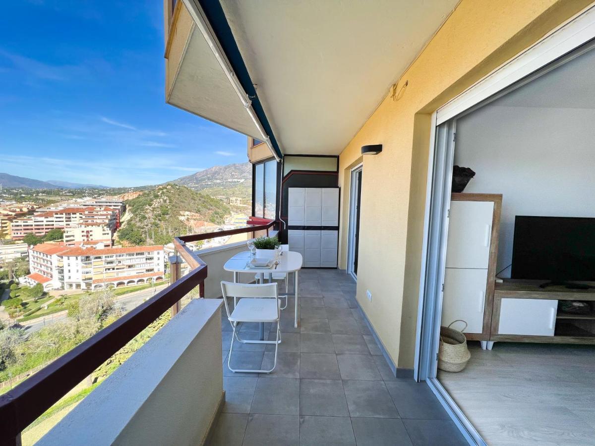 Apartamento A 900 M De La Playa Y Con Vistas Al Mar En フエンヒロラ エクステリア 写真