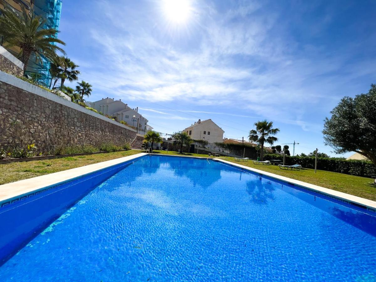 Apartamento A 900 M De La Playa Y Con Vistas Al Mar En フエンヒロラ エクステリア 写真