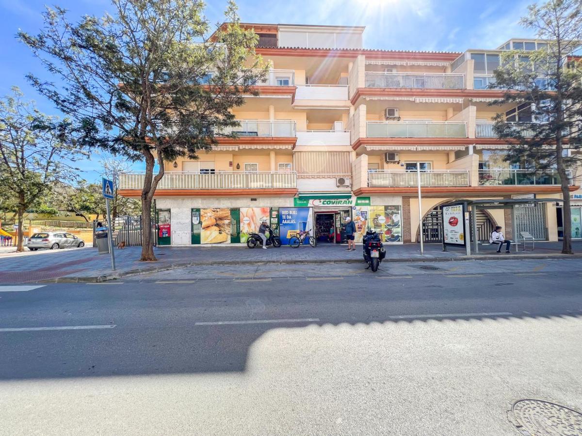Apartamento A 900 M De La Playa Y Con Vistas Al Mar En フエンヒロラ エクステリア 写真