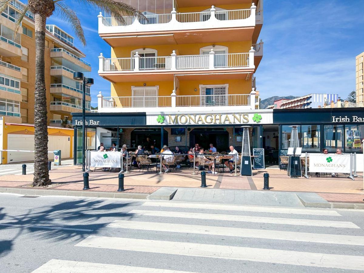 Apartamento A 900 M De La Playa Y Con Vistas Al Mar En フエンヒロラ エクステリア 写真