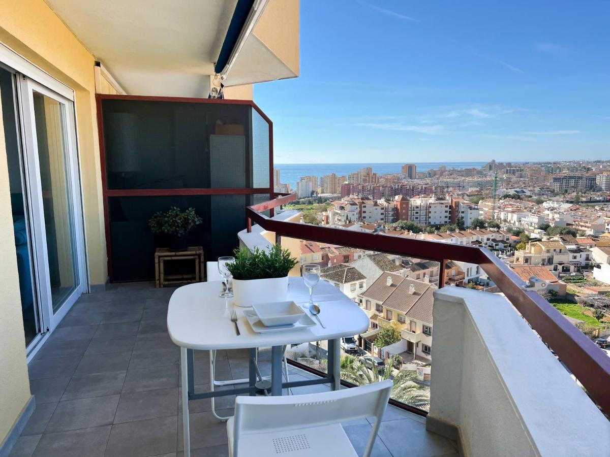 Apartamento A 900 M De La Playa Y Con Vistas Al Mar En フエンヒロラ エクステリア 写真