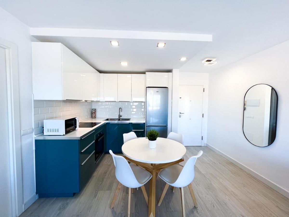 Apartamento A 900 M De La Playa Y Con Vistas Al Mar En フエンヒロラ エクステリア 写真