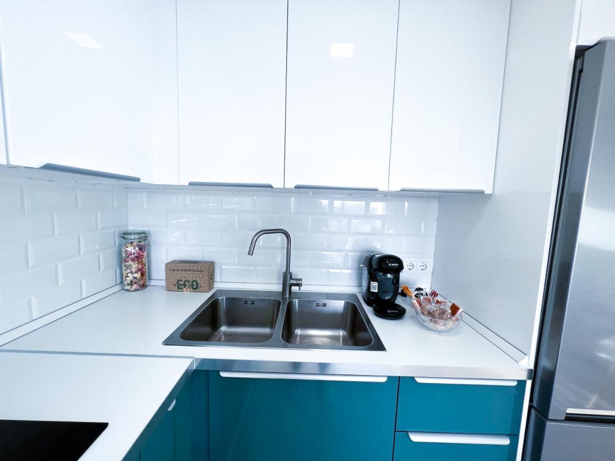 Apartamento A 900 M De La Playa Y Con Vistas Al Mar En フエンヒロラ エクステリア 写真