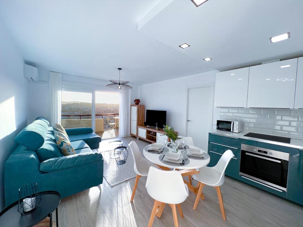Apartamento A 900 M De La Playa Y Con Vistas Al Mar En フエンヒロラ エクステリア 写真
