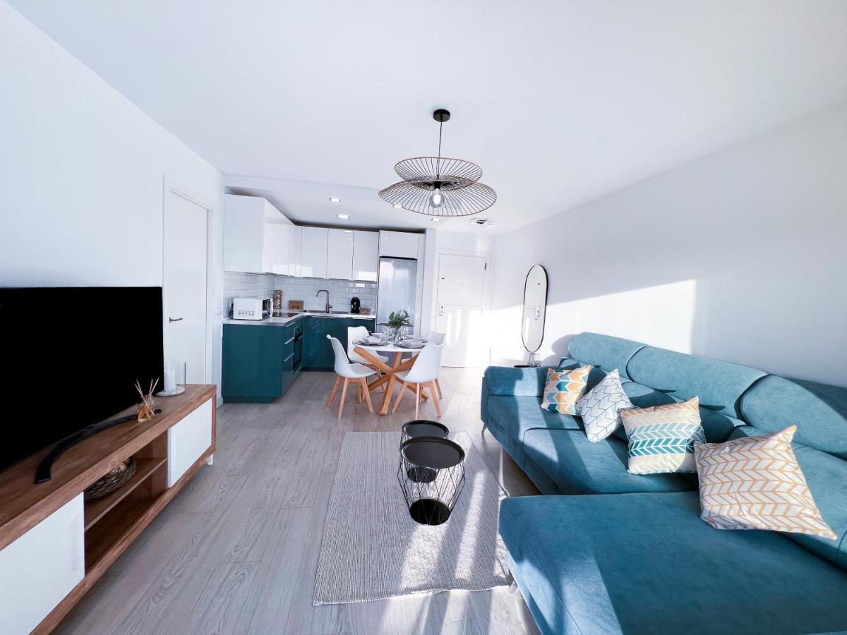 Apartamento A 900 M De La Playa Y Con Vistas Al Mar En フエンヒロラ エクステリア 写真